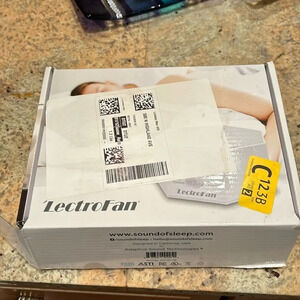 NWT Zectro Fan. White,pink,brown noise. It's masks noise